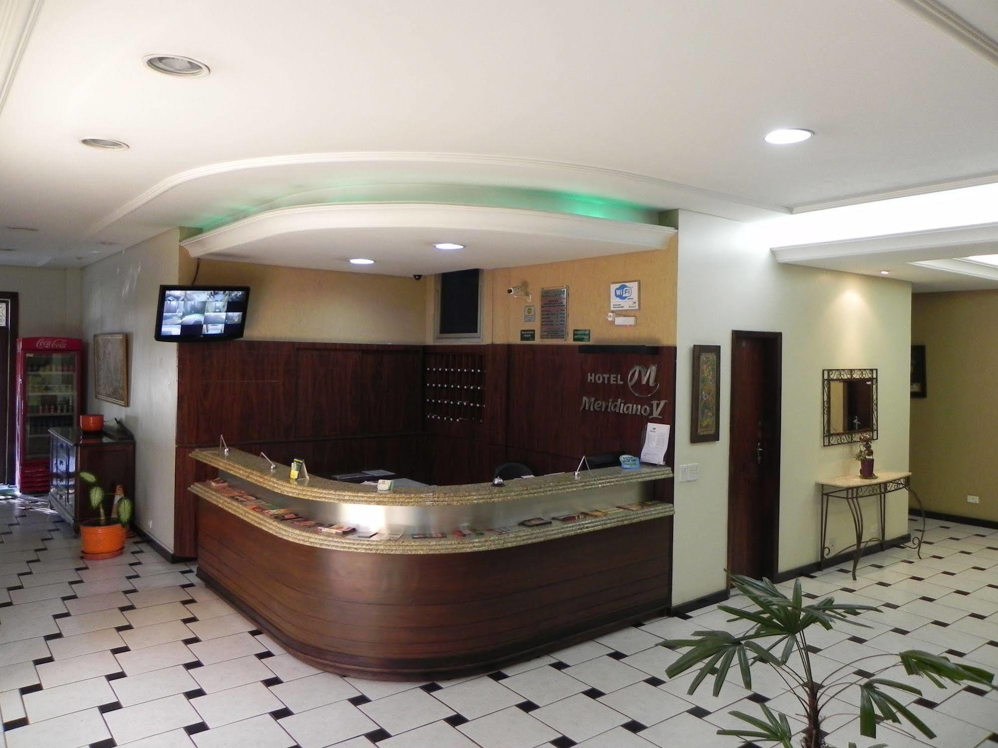 Hotel Meridiano V Curitiba Extérieur photo